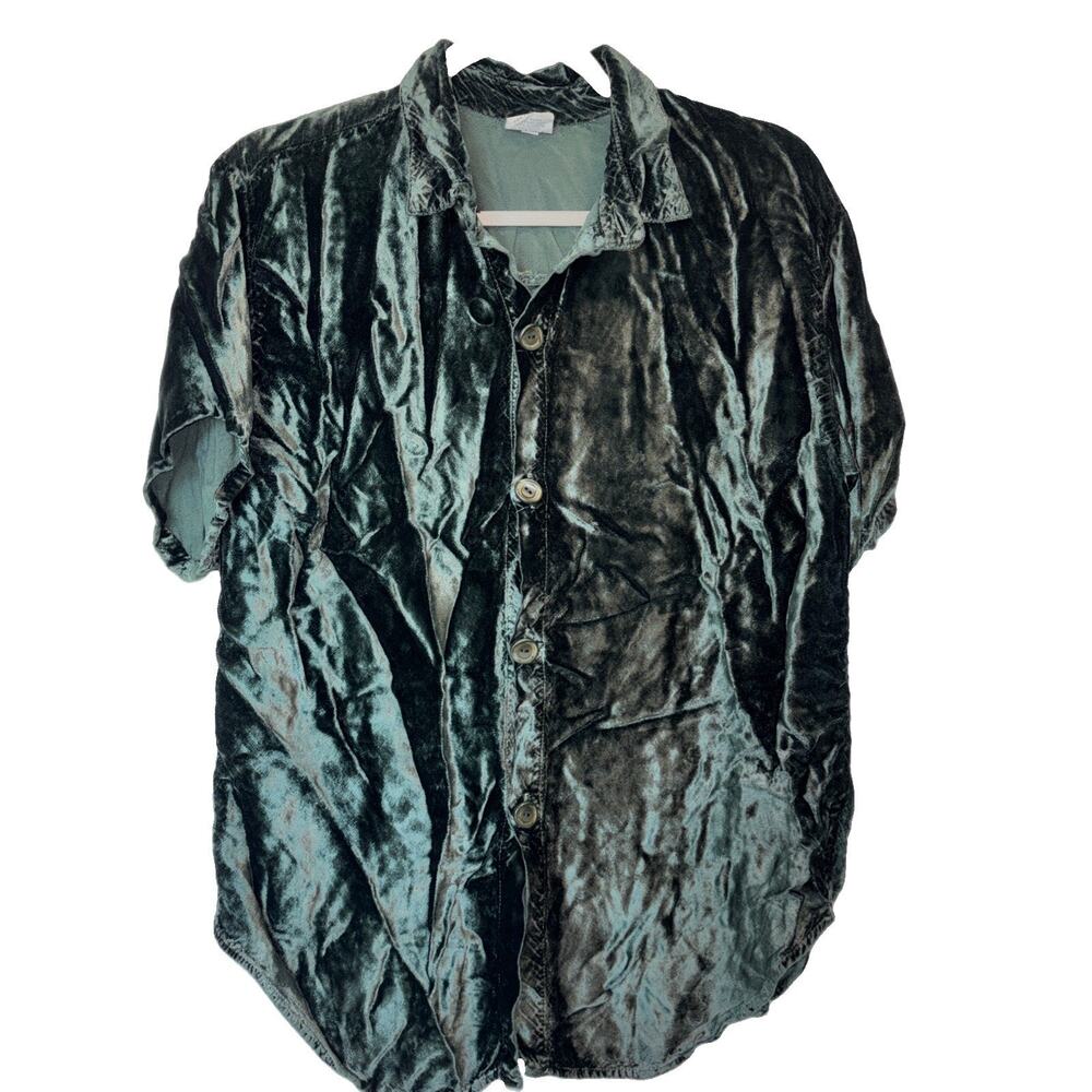 CP Shades Top Shirt Womens XS Green crushed Velvet Short Sleeve Button Up